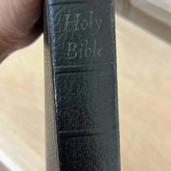 vintage 1950s Holy Bible Self-Pronouncing King James Version USA - Picture 6 of 17